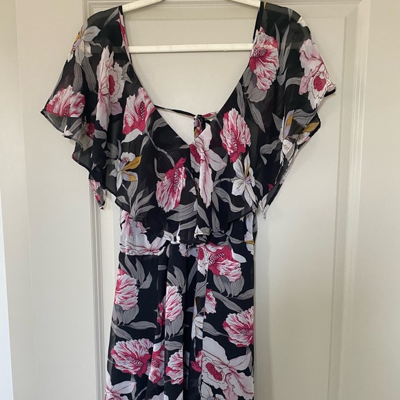 Francesca’s Boutique Black Floral Dress - Picture 3 of 6